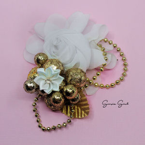 Gatsby Style White and Gold New Years Eve Flapper